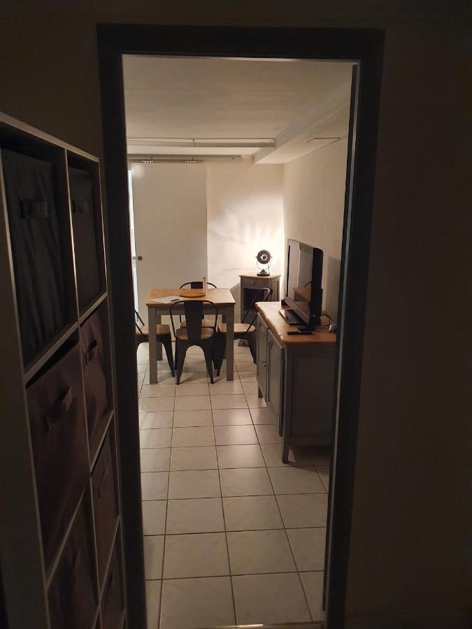 T2 Jusqu'A 4 Personnes En Rez-De-Jardin De Maison, Avec Piscine, Draps Et Serviettes De Toilette Fournis Apartman Argelès-sur-Mer Kültér fotó